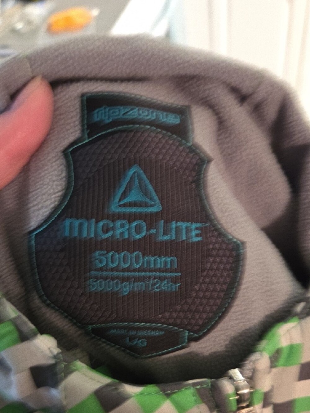 Men's Large Ripzone Green Pixel-Check Hooded Jacket - Picture 3 of 4